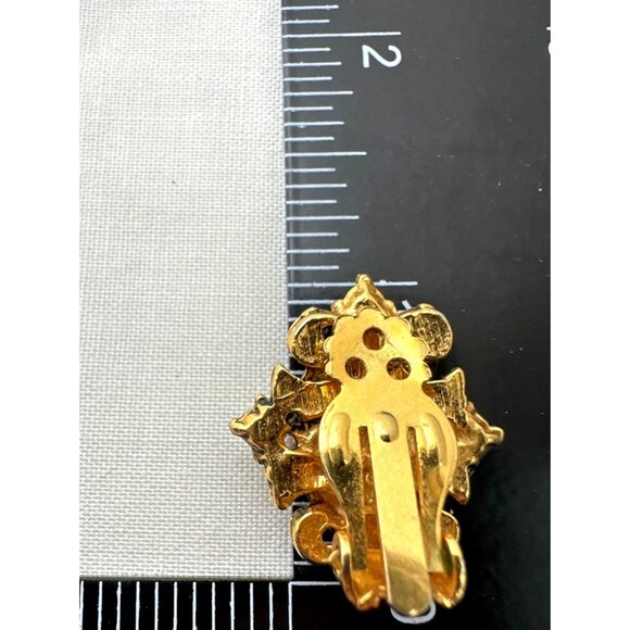 Vintage Green Aventurine Cluster Earrings Ornate Retro Elegance Granny Core - Picture 6 of 6